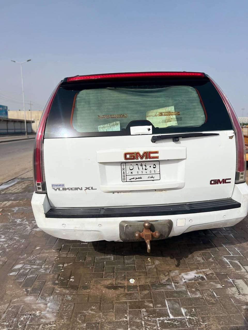 سلام عليكم يوكن 2008 خصوصي سياره خليجه كير مكينه اكسل توني شادهم جدد بسمي تحويل ثاني يوم بيها الباب لي وره السايق مبدل وبيها ارباع مخيسه وباقي السياره شوف العين مكفوله ضربه واصوليات مكان السياره بصره …مكلف بل نشر رقم راعي السياره ***********
