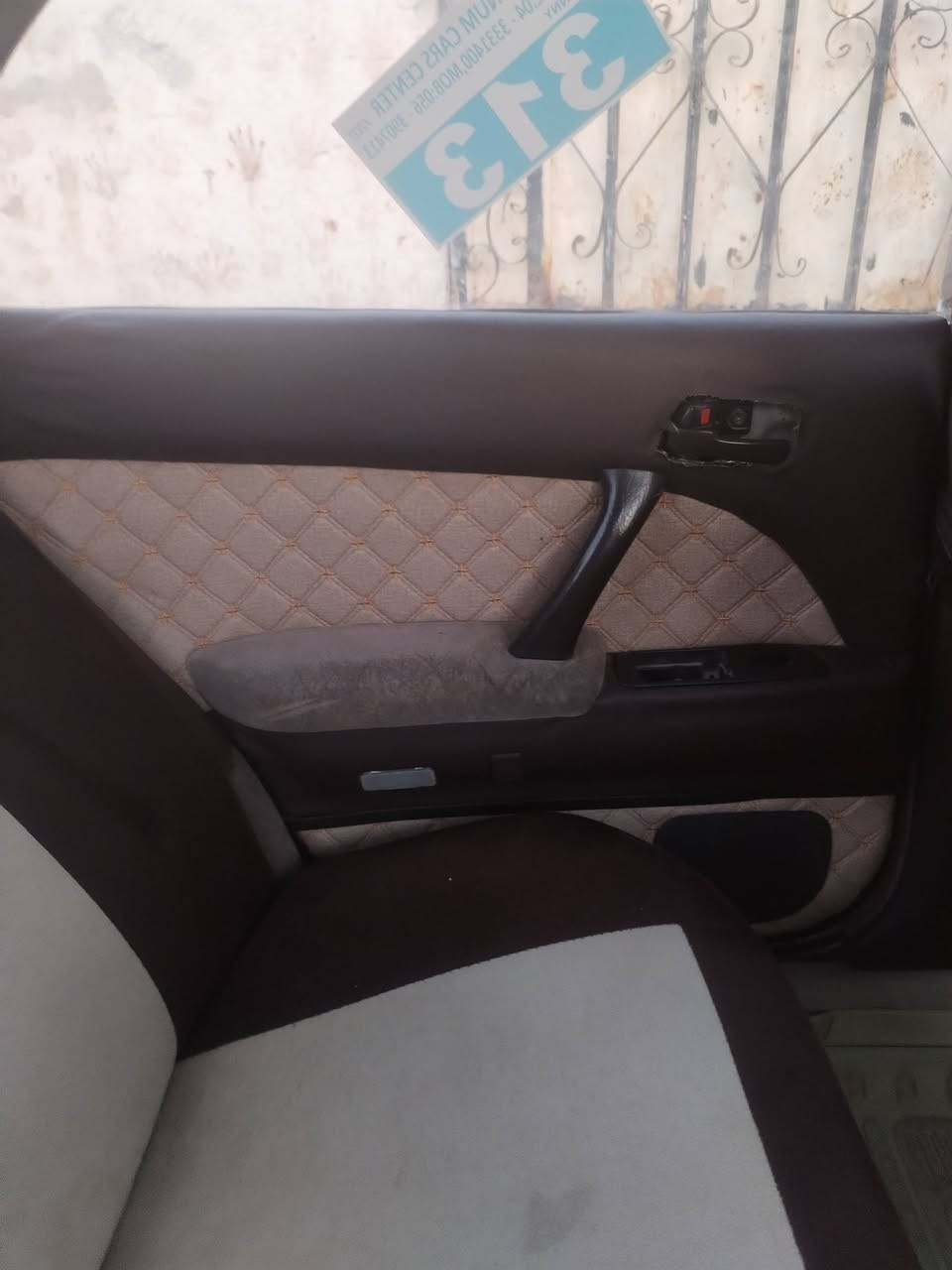 بطه فصل رقم بصره محرك كير مكفولات ثنين ونص تبريد منظومه جديده كهربائيات من الطول للطول حداديه تايرات طخم صبغ جماليه بسبب الجراد دوشمه كشنات وبيبان وتنته السياره جاهزه السعر (70)وبيخ مجال للاستفسار عالرقم(***********)مكان السياره القبله
