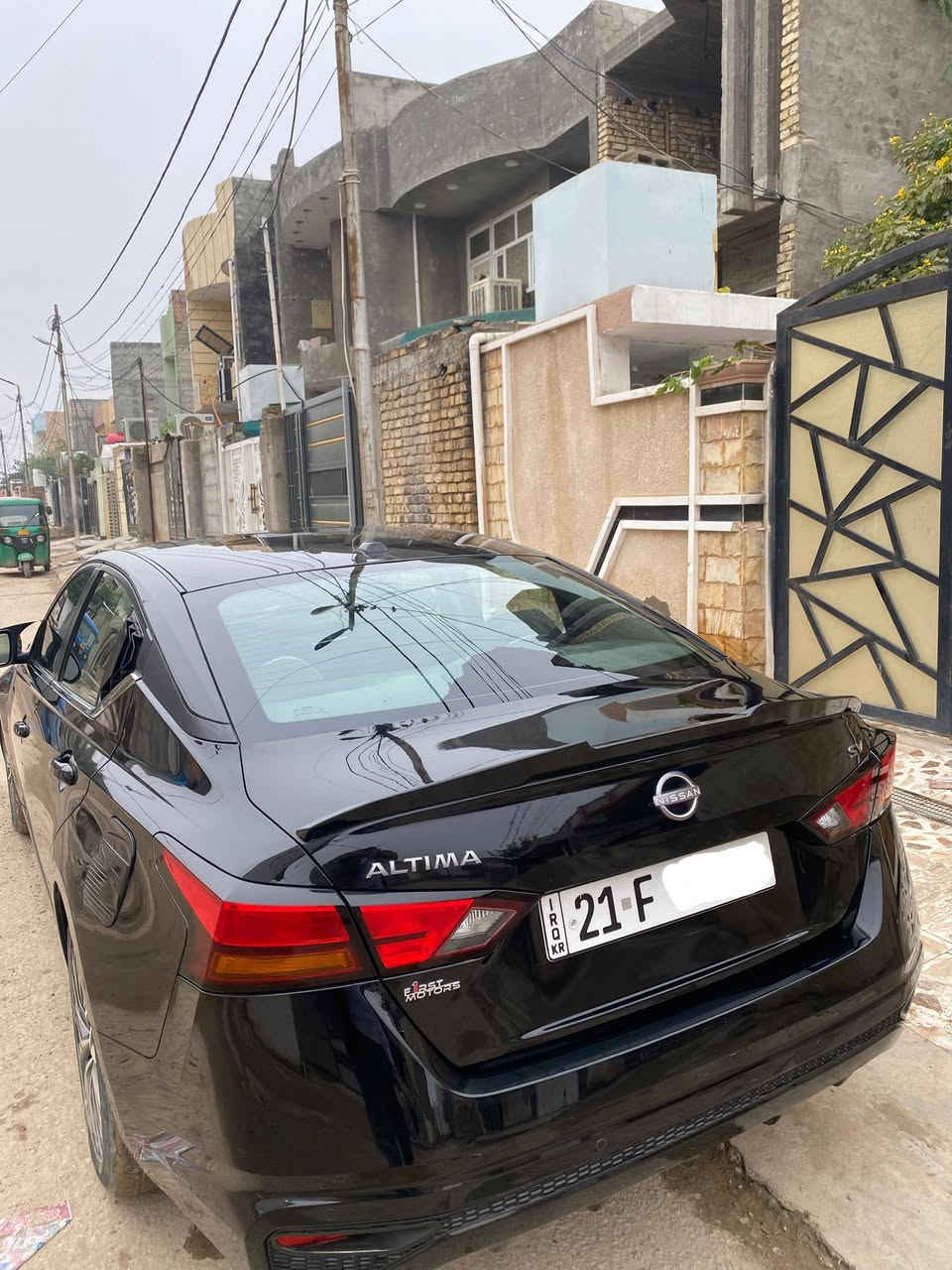 التيما موديل 2023  SV
ماشية  92  الف
رقم سليمانية هزة وسنوية جديدة ل 2030 بسمي
جداً نظيفة السيارة وبدون نقص

• رادار امامي( تثبيت مسار مع مانع تصادم )
• رادار جانبي ( نقطة عمياء )
•رادار خلفي
• تشغيل عن بعد 
•كشن كهرباء
• بصمة مع بصمة ابواب 
• شاشة أبل كار بلي واندرويد اوتو 
• حساسات خلفية وقوف ذاتي
• كاميرا دوارة
• ويل كب
• مكينة 2500 
السيارة حادثهه جامرلوغ السايق وشوية من البونيد بدون اي دواخل

مكان السيارة ديالى / بعقوبة 
السعر  ١٦٤ وبي مجال 
***********
