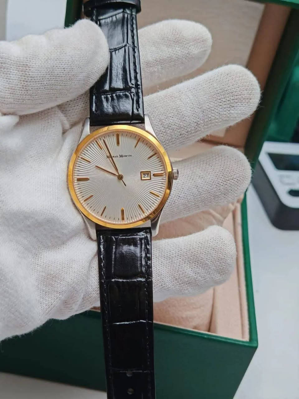 مزاااااد مزاااااد 
لدينا لكم اليوم مزاااااد جديد لساعه انيقه وجميله الساعه ميخائيل مسكوفين الروسي الشهير، الساعه اصلي كامل المرفقات مع الظمان سنه كامله 

يبدا المزاد الان وينتهي ساعه 3 فجرا 
فتحة باب الساعه 40دولار واقل رفعه 5 دولار 

الساعه بطاريه
جام زفير
منفذ شهري
قطر 38
كيس ستانلس ستيل
طلاء ثابت
مضاده للماء 50 متر
السير جلد اصلي 
تاتي كاملة المرفقات الاصليه مع الظمان سنه كامله 
يوجد توصيل لجميع محافظات العراق


**إذا كنت صاحب هذا الإعلان وتريد حذفه لأي سبب، رجاءا أرسل رسالة إلى الدعم الفني**