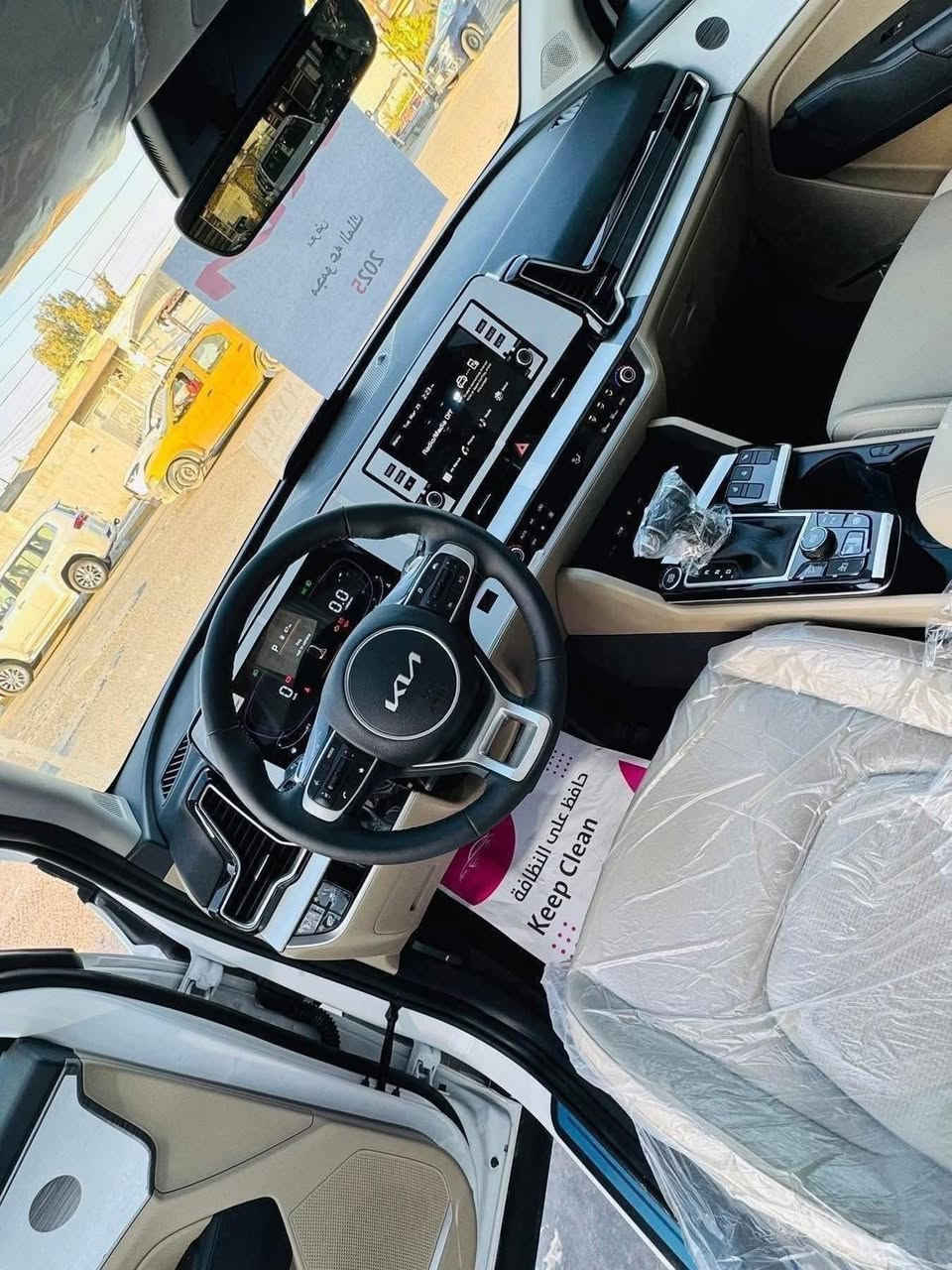 ✨ {.♥️ مجموعه الملك لتجارة السيارات الحديثة ♥️.} ✨
🌙🔥 عروض شهر رمضان المبارك 🔥🌙
🔥 عرض نار وحصري لفترة محدودة 🔥

━━━━━━━━━━━━━━━━━━

🚗 Kia Sportage 2025 – فول 1/1
💎 بانوراما 
💰 السعر شامل اللوحات المرورية – رقم بغداد

━━━━━━━━━━━━━━━━━━
🔹 أهم المواصفات 🔹
✔️ محرك 2.0 لتر – أوتوماتيك 6 سرعات
✔️ حساسات أمامية وخلفية + كاميرا 360°
✔️ مصابيح زينون + LED
✔️ بصمة تشغيل + تشغيل عن بعد
✔️ شاشة Apple CarPlay
✔️ تدفئة المقاعد والمقود
✔️ مثبت سرعة + Drive Mode
✔️ أوتو هولد + سايد بريك إلكتروني
✔️ شاحن لاسلكي + تبريد أمامي وخلفي قطعتين 

💵 السعر راح يكون نار ودلل للزبائن 🔥🔥🔥

━━━━━━━━━━━━━━━━━━
📍 بغداد – الكريعات – نهاية شارع المعارض

📞 للاستفسار:
☎️0772 821 1475

☎️0772 8160 899

☎️0771 400 8006
