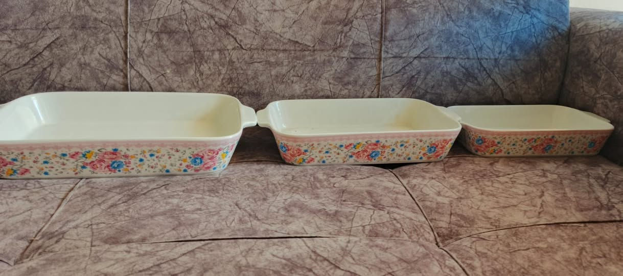 بايركس عدد 3 جدد يدخل فرن سعرهن 25 وبيهن مجال قليل غير مستخدم


**إذا كنت صاحب هذا الإعلان وتريد حذفه لأي سبب، رجاءا أرسل رسالة إلى الدعم الفني**