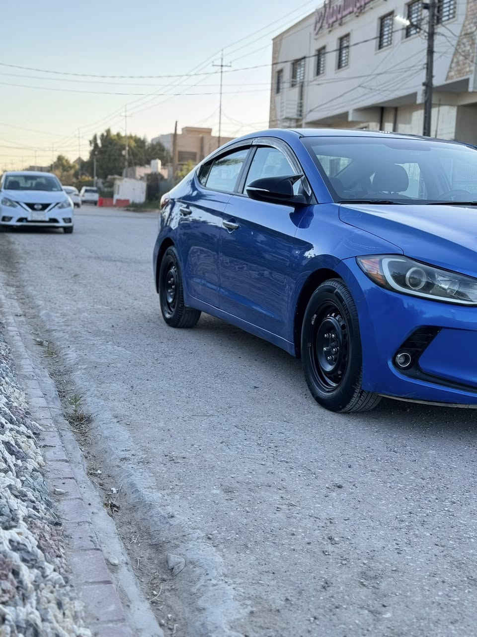 للبيع النترا 2017 وارد امريكي حادثها جاملغ وبنيد بدون دواخل وبيها بل عراق صبغات ابيع حزام رقم بغداد  مكينه 2000 دوش كير At سياره تبريد ثلج كير محرك كفاله بدون فتح حداديه جديده تخم تاير جديد تبريد ثلج ماشيه 153 ميل المكان بابل سعر112 بيها مجال بسيط
***********
