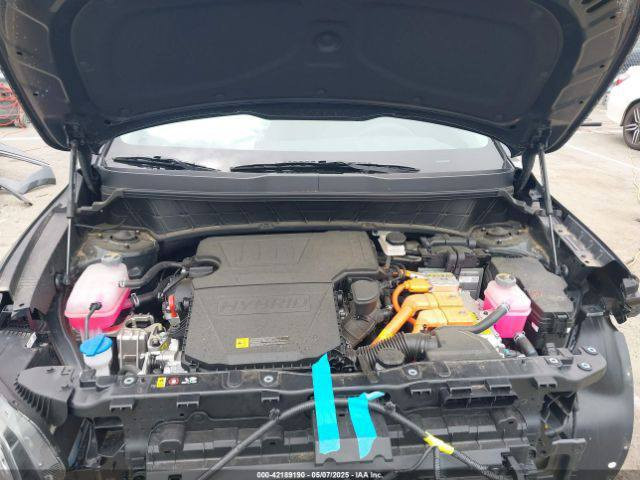 كيا نيرو2024 LX
ماشية ٧٠٠٠ ميل 
حاليا بالحرة 
حادثها فقط دعامية 
بيها ايرباك ستيرن 
بدون تصليح ولا صبغ 
للاستفسار واتس اب ***********
