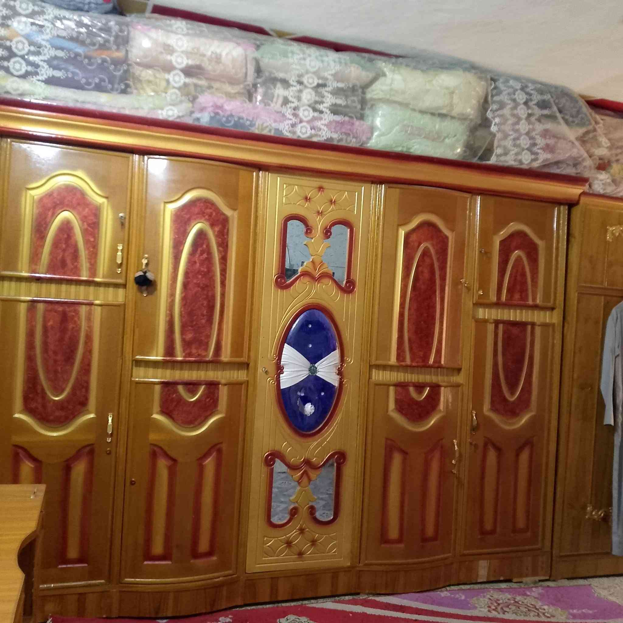 السلام عليكم غرفه للبيع استعمال قليل بسعر مناسب ب600وبيه مجال للاستفسار على هذا الرقم
***********
