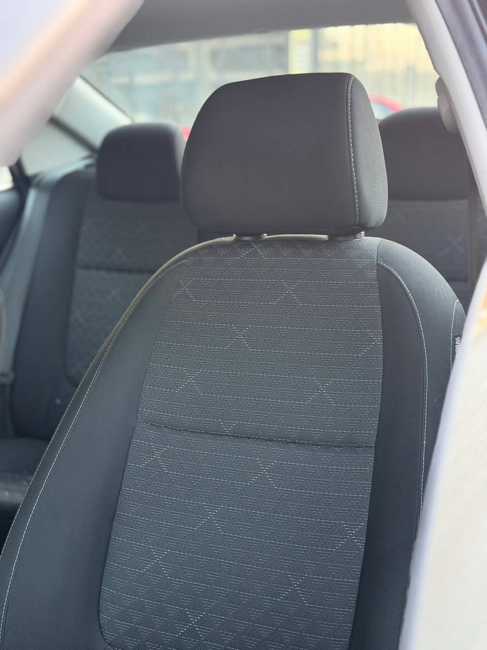 🚗 للبيع | كيا ريو 2023 | فئة LX 🚗
✨ سيارة نظيفة وجاهزة للاستخدام
🔹 الموديل: 2023�🔹 الفئة: LX�🔹 الممشى: 27 ألف كم فقط�🔹 شاشة كبيرة تدعم Apple CarPlay�🔹 3 وضعيات قيادة�🔹 مسند وسطي�🔹 الإيرباغات سليمة ✅
ملاحظة:�▪️ حادث سابق بقطعتين صبغ فقط.�▪️ الجاملغ وباب السائق متبدلات بدون دواخل.�▪️ رقم الشاصي مرفق مع الصور للفحص والاطلاع.
💵 السعر: 123 ورقة دولار
📞 للاستفسار: ***********
📍 العنوان: الموصل – مدينة المعارض الحديثة.
