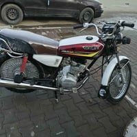 للبيع ماطور اربعة كير. موديل 2022 .محرك غطاس. شرط لوك سعر 450. بي مجال...