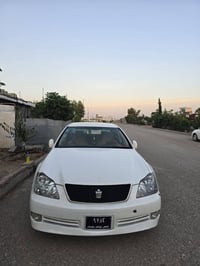 مقفل بكود • طقم سبورت • كاميرا