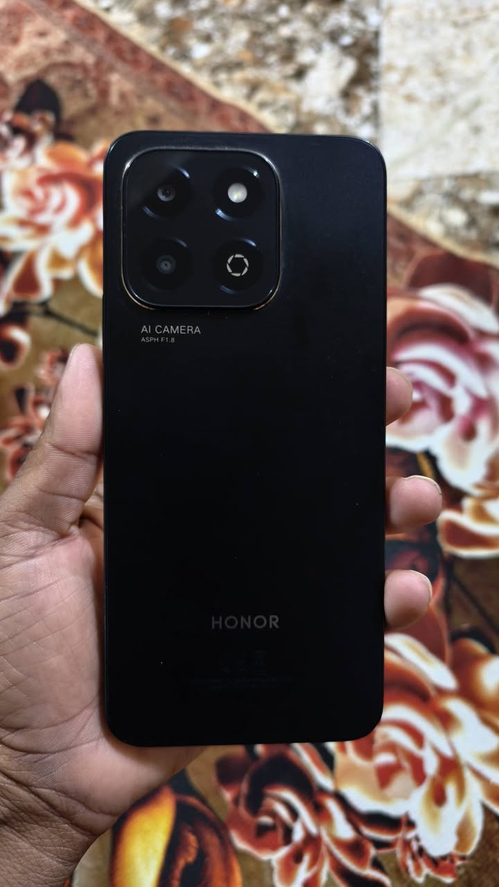 سلام عليكم جهاز هونر X6bذاكره 256والعشوايه 6 جهاز مكفول سعره 150وبي مجال جهاز مكفول  ***********
