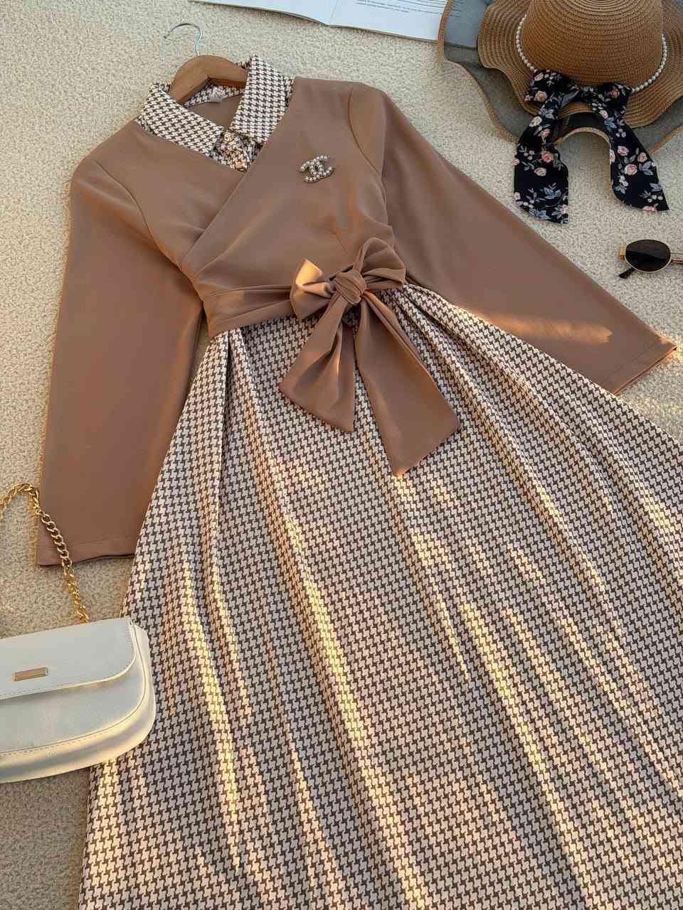 ✨ كل قطعة حكاية جديدة من الأناقة ✨

تصميماتنا لكِ: أناقة تتحدث بصوتك ✨

🍁 اختاري التفرد والجمال 🍁
🌼 مع أحدث تشكيلاتنا النسائية 🌼
🌟 وفي السماء رزقكم وما توعدون 🌟
 فستان خامه نيكول كلوش كولتي عالي
 
القياسات: 38، 40، 42، 44، 46، 48✨

للطلب و الاستفسار دايركت


**إذا كنت صاحب هذا الإعلان وتريد حذفه لأي سبب، رجاءا أرسل رسالة إلى الدعم الفني**
