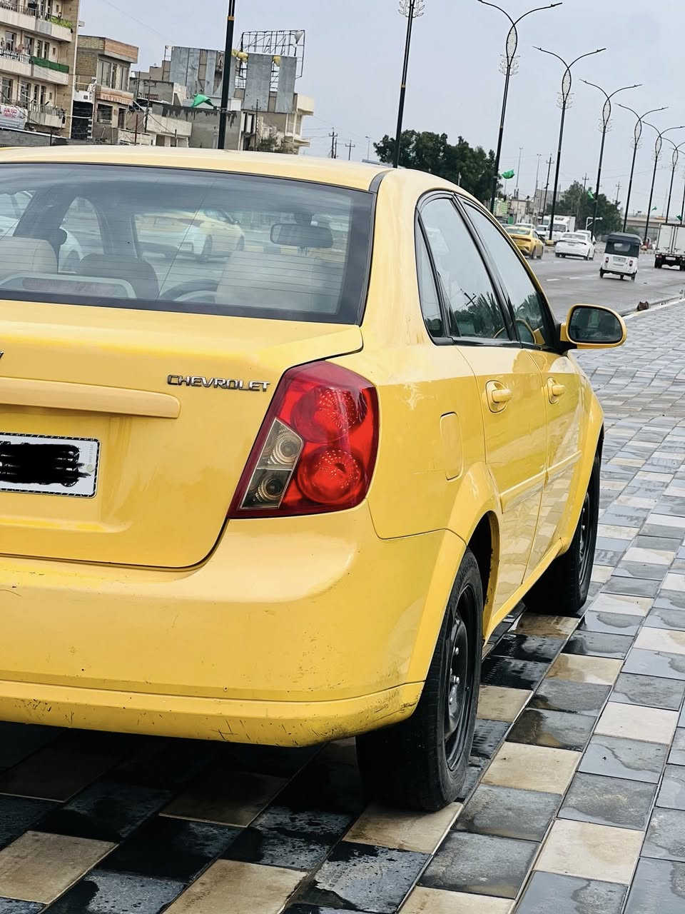 السلام عليكم وبترا مرديل 2011 شركة العامة  رقم نكليزي هزه جديدة هئيه وغرامات وسنوية جدد سيارة بيه شويه صبغ بل بنيد ولباقي مكفولة كفاله عامه مكينه كير صدر تبريد تخم تاير كهربيات كولهة شغاله بدون خياس مابيهة مدوشمة سنتر لك ريمونت شغال سيارة صبغة بلادية بس جراد البلادي ييهة السعر 72 وبيه مجال للشراي فقط بيع 
عنواني بغداد 
***********
وبي وتساب
