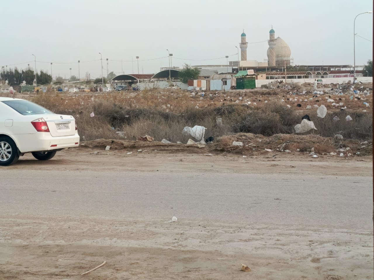 السلام عليكم
قطعة. للبيع. نص دونم او اقل. 
ارض زراعية. سند 25. شرط التحويل 
بسم المشتري   المكان.  الحمزة.  
تصلح. كراج. او. محلات. او ستثمار.  
رقم ‭0781 533 3076‬
