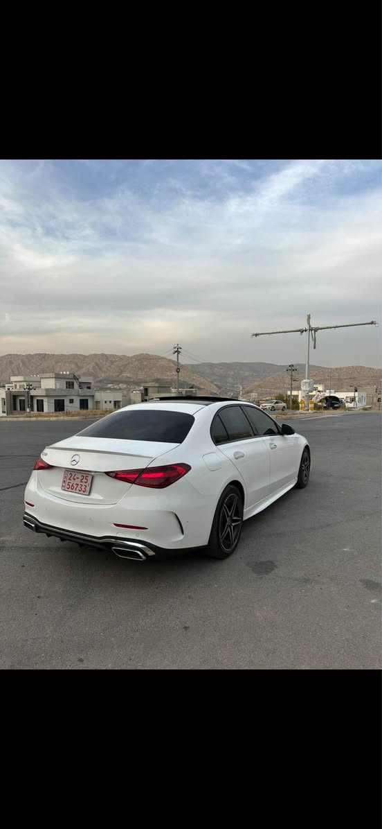 للبيع مارسيدس 2023
فول فول مواصفات C 300
سعر 335 ورقة $
صبغ قطعة ونص بدون دواخل 
اللاتصال *********** دهوك, العراق
