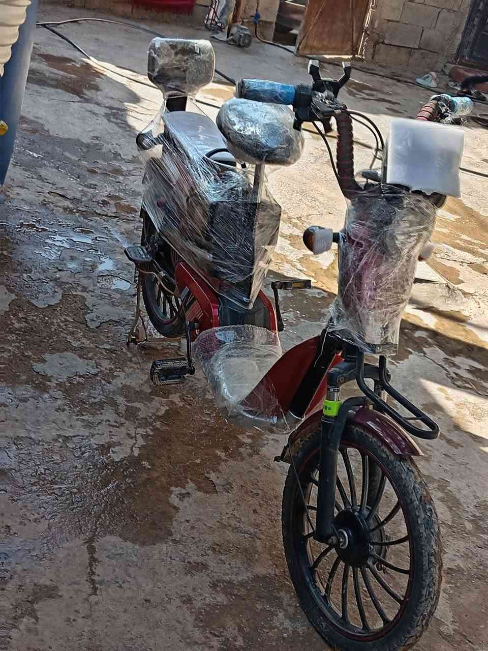 السلام عليكم شباب دراجه للبيع فول دراجه تخبل نضيفه موديل 23 شعندك مراوس نزل مراوس بايدر شعندك نزل هاذ رقمي***********
