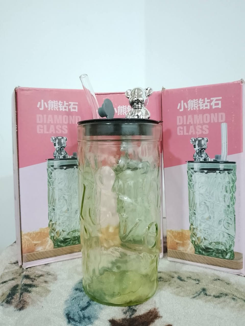 السلام عليكم
🔴عرض خاص لاصحاب المحلات🔴

كلاص زجاجي ابو القصبة حتى القصبة زجاجية الحجم 500 مل 

شكل جميل وحلو 

🔴البيع كمية شلع

🔴 تقريباً يطلعون  { 54 } قطعة

يتوفر بثلاث الوان [ الاخضر /القهوائي/ الشفاف ]

اكثر كمية الوان الشفاف 

بيع بأقل من سعر الجملة سعر القطعة 750 دينار مع التوصيل شكد يطلعون عدد القطع نتحاسب وبيهم مجال ✅ 

الاتصال على الرقم( *********** )
 او مراسلة واتساب
