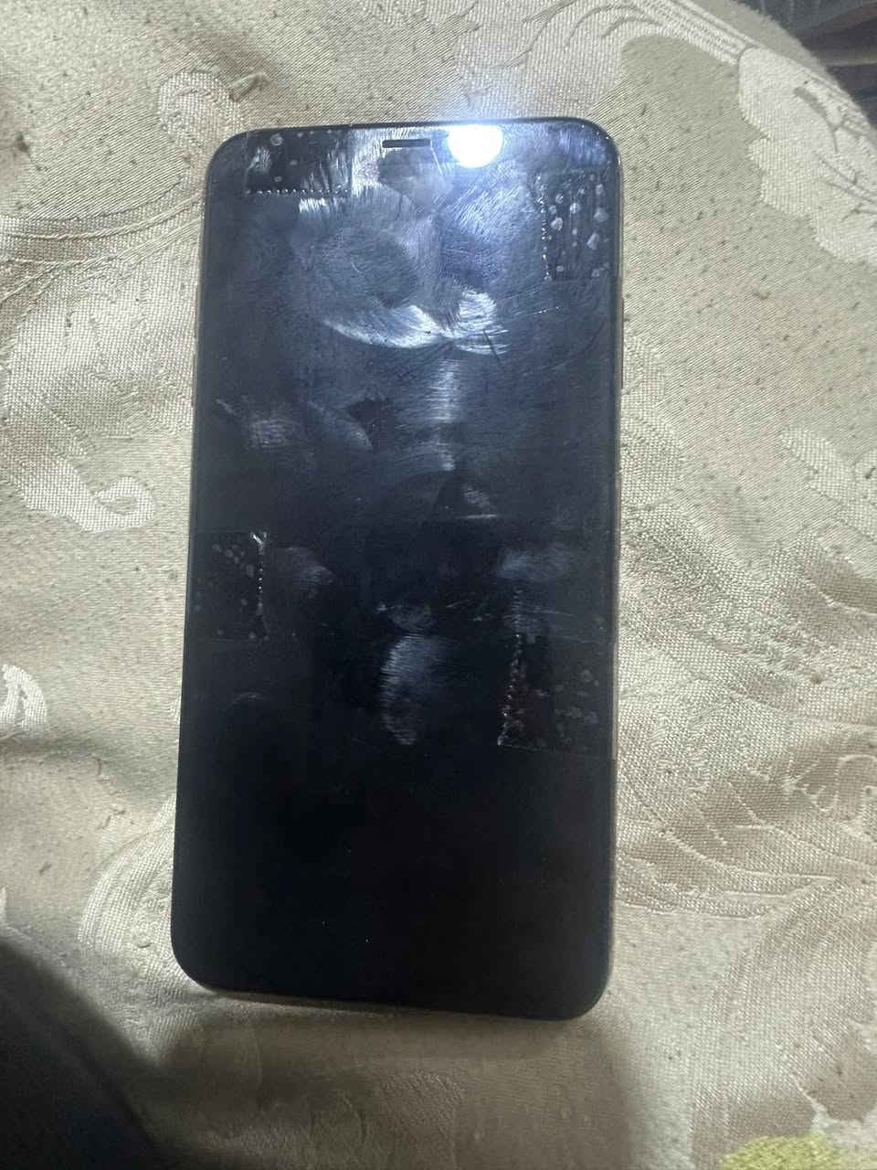 ماكس  اس عايزه تبديل بطاريه يشتغل شوي ويطفى بطاريه متفوخه بافي كلشي شغال ١٥٠مكاني البصره


**إذا كنت صاحب هذا الإعلان وتريد حذفه لأي سبب، رجاءا أرسل رسالة إلى الدعم الفني**