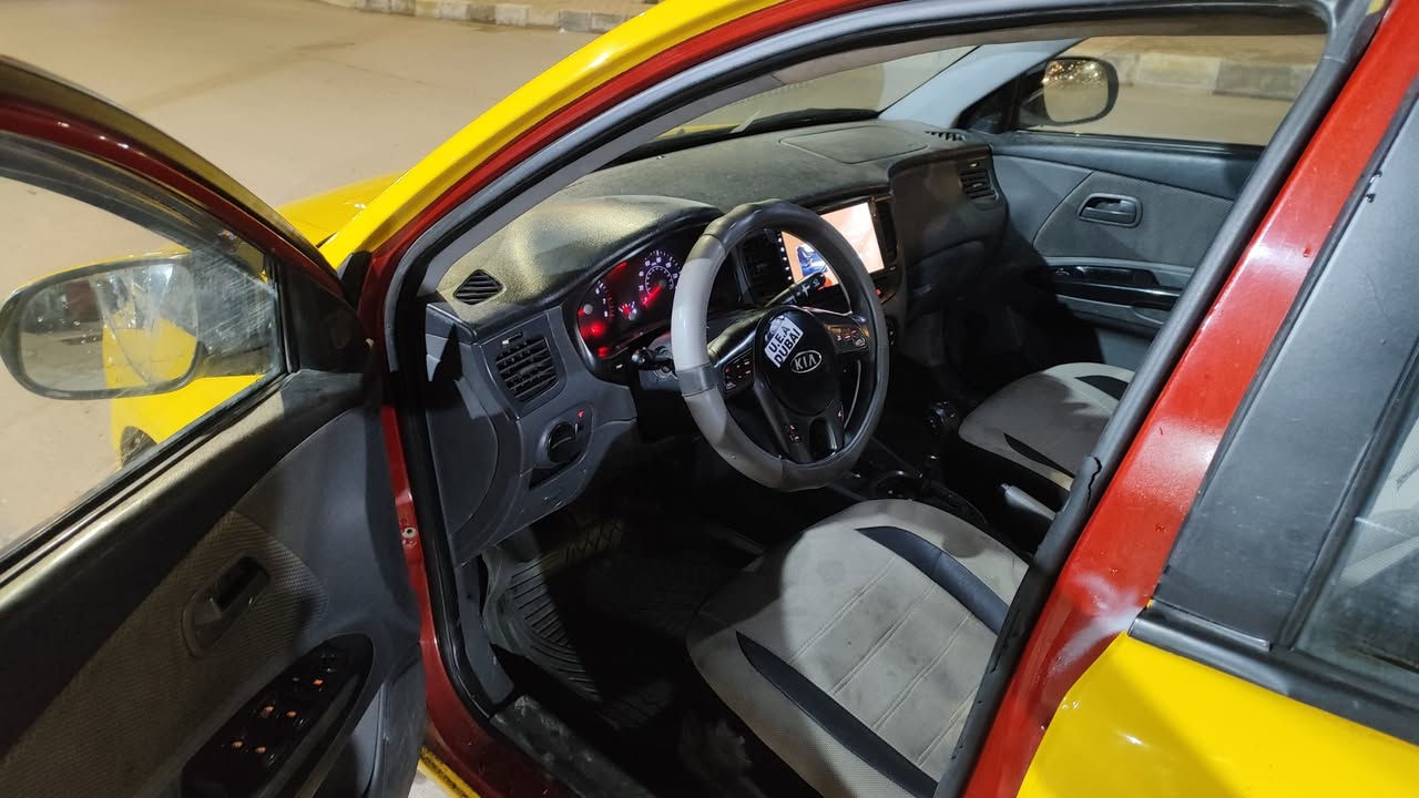 كيا ريو ورد امريكي موديل 11 حجم المحرك 16 هيئه غرامات صفر مكان السياره موصل بسمي ‏‪0750 709 7824‬‏
