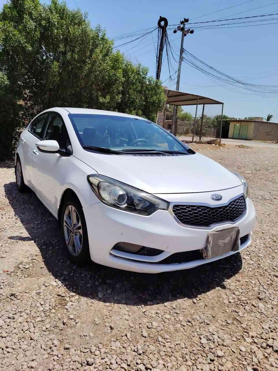 للبيع سيارتو ١٣ خليجي صبغ قطعه وحده للإستفسار الاتصال ***********نجف ناحيه القادسيه
