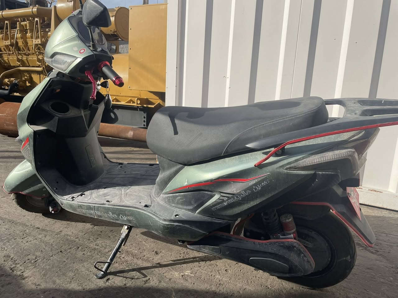 دراجه سكنس شحن 
ملف 1500
بطاريات 5
كلشي بيها شغال 
حاليا تمشي 15 كيلو فقط بطاريات مستهلكات 
نضيفه سعرها 500 الف وبيها  مجال .


**إذا كنت صاحب هذا الإعلان وتريد حذفه لأي سبب، رجاءا أرسل رسالة إلى الدعم الفني**