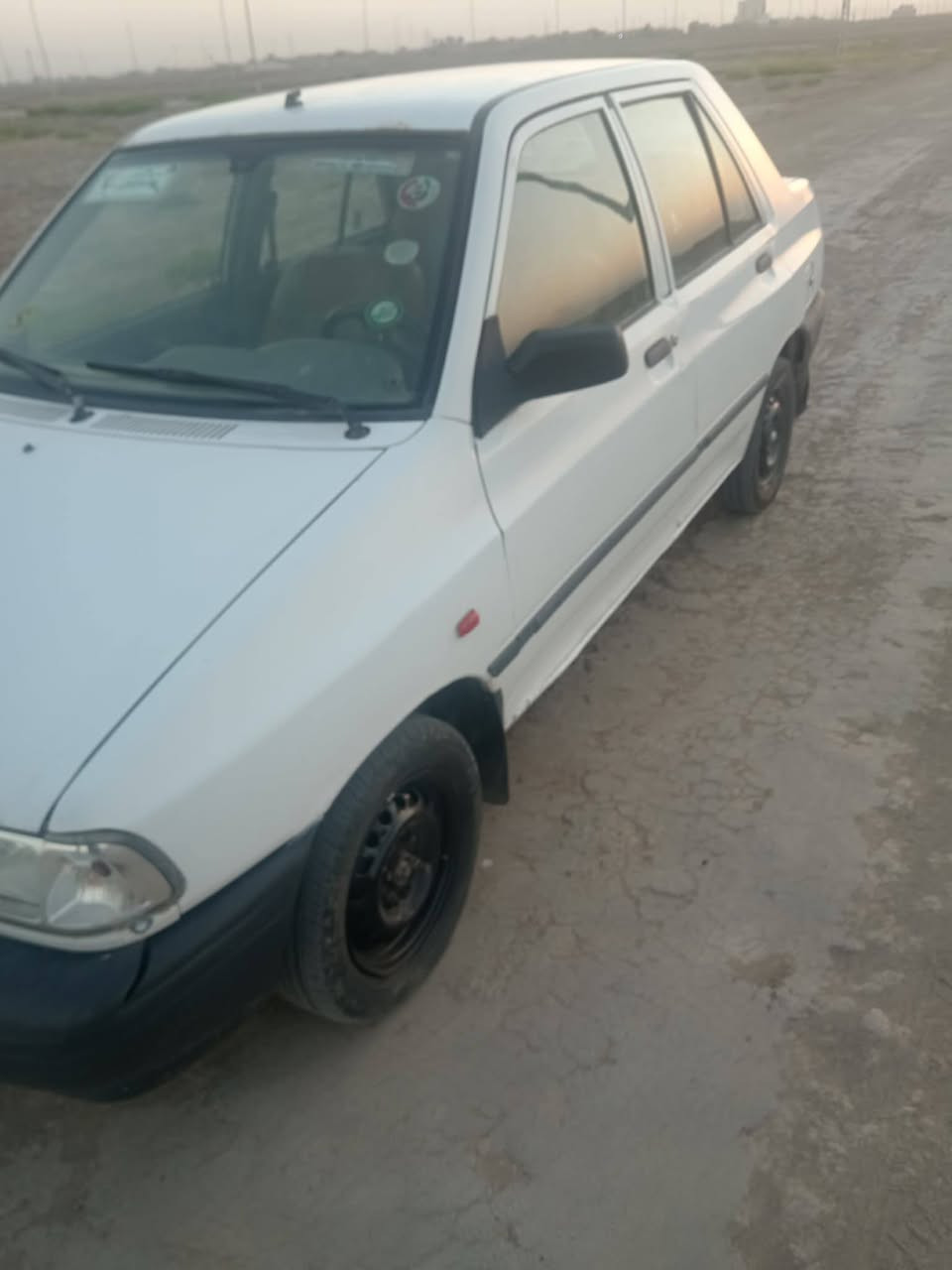 السلام عليكم سايبه للبيع موديل 15 سنوية نافذه عليها غرامه ورقتين. سعر 37 بيه مجال ***********
