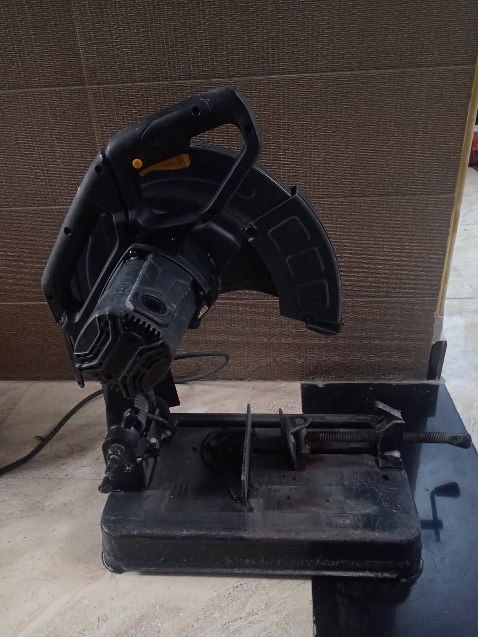 للبيع كتر اصلي مستعمل شغال ***********
