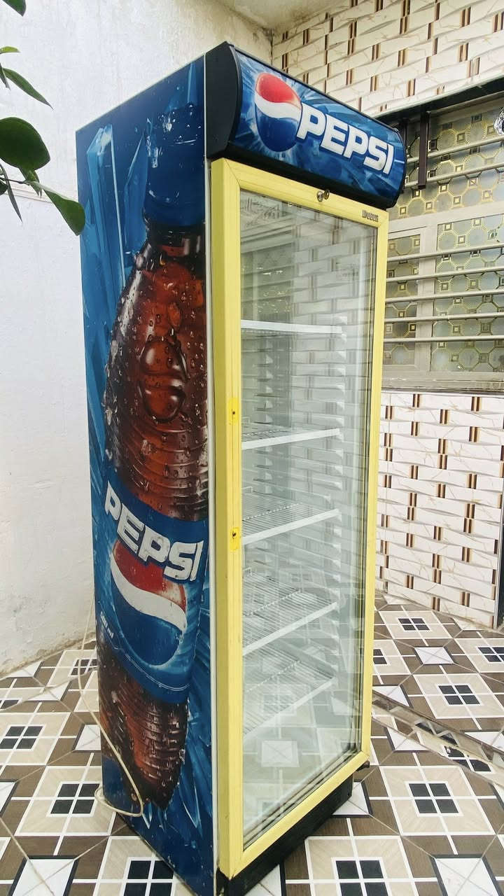 السلام عليكم عارضه للبيع شغاله خير من الله  السعر 300 وبيها مجال مكاني بلد ***********
