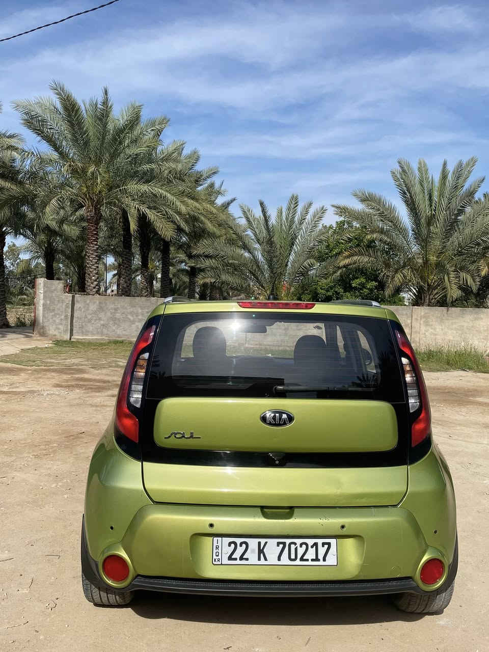 كيا صول موديل ١٥ خليجي كفاله من صبغ وتبديل بيها دحجه بسيطه وبارد وتكحيلات
رقم شمالي انكليزي 

تخم تاير حداديه تبريد ❄️ 

مكاني نجف كوفه *********** 

السعر ١٠٩ قفل
