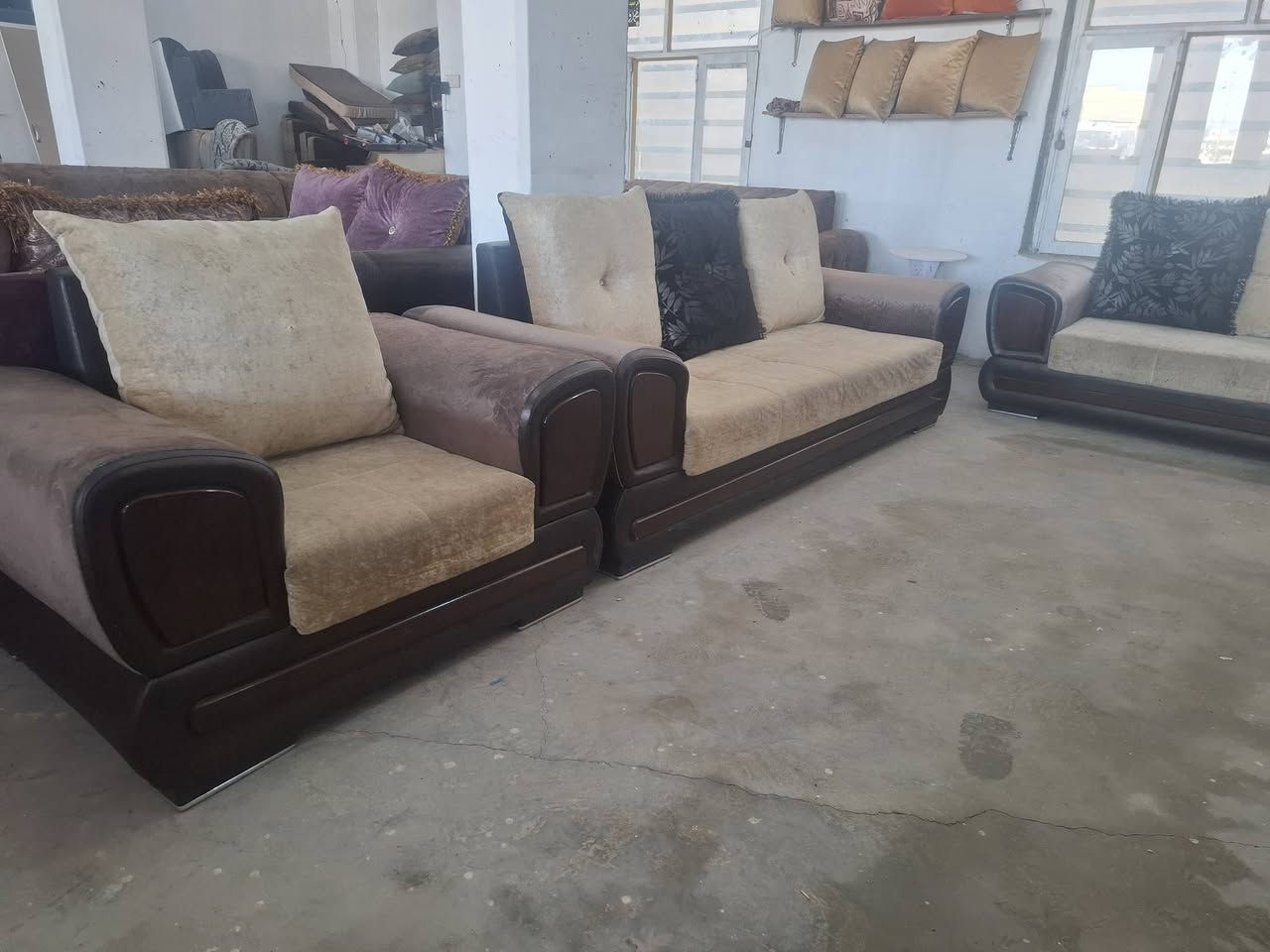 تخم باله تركي  نظيف جدا جدا 10نفر اسفنج ضغط طبي بولستر  نضيف باله تركي
الحمزه الغربي ***********
