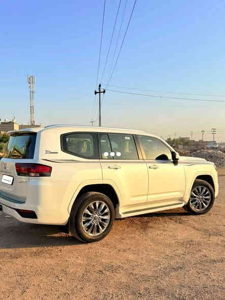 لاندكروز بليته وسنويه 22 ساز اصلي ماشيه45  الف قابله لزياده رقم 
اربيل مواصفات حساس أمامي خلفي رادارات كشنات كهرباء  شاحن مثبت سرعه دوس ليزريه كامرا  تنفس طبيعي ٣شاشات تطبيق  سياره مكفوله عام ام ضمان هواي بيها مواصفات  عنوان بغداد *********** بي واتساب
