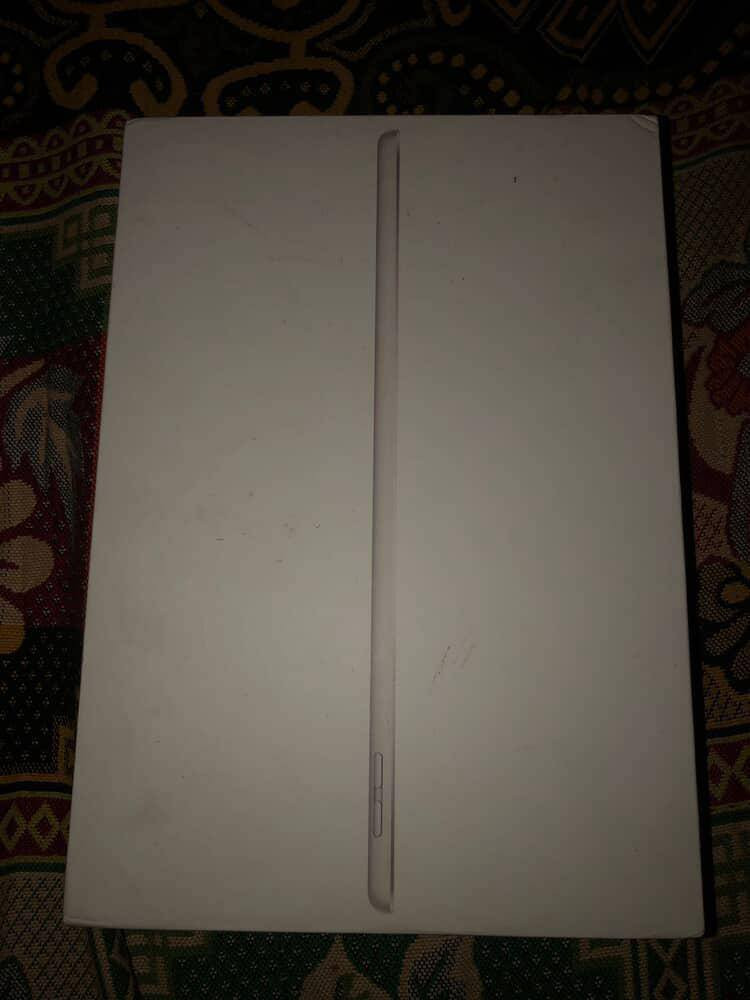 للبيع !
ايباد 9 اصدار 2021 
ذاكرة 64
نضافة 95‎%‎
شاحنة وكارتونة الاصليات 
ممفتوح وممبدل بي شي 
السعر 225 وبي مجال شوية


**إذا كنت صاحب هذا الإعلان وتريد حذفه لأي سبب، رجاءا أرسل رسالة إلى الدعم الفني**