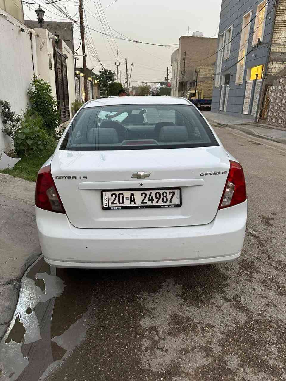 السلام عليكم
ابتره البيع / 2011 
نضيفة السعر 85 بي مجال 
***********
بغداد الحرية
