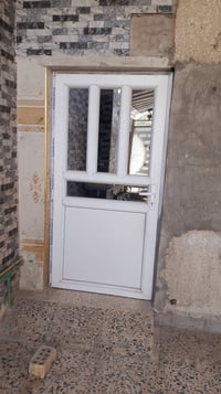 سقيفه وباب خارجي وشباك وباب داخلي للبيع بغداد ابو دشير 07716489998
