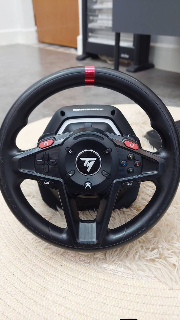 سلام عليكم اصحاب البيجات
عندي دركسون Thrustmaster T128 المخصص ل Xbox  وpc
الدركسون كلش نضيف وعلى الفحص اكدر ادزلك فحص لدركسون على برنامج Thrustmaster 
الدركسون ما مفتوح ولا ملعوب بيه 
السعر 100 قفل 
او مراوسه ب يد اليت للXbox Elite
لا يتوفر توصيل


**إذا كنت صاحب هذا الإعلان وتريد حذفه لأي سبب، رجاءا أرسل رسالة إلى الدعم الفني**