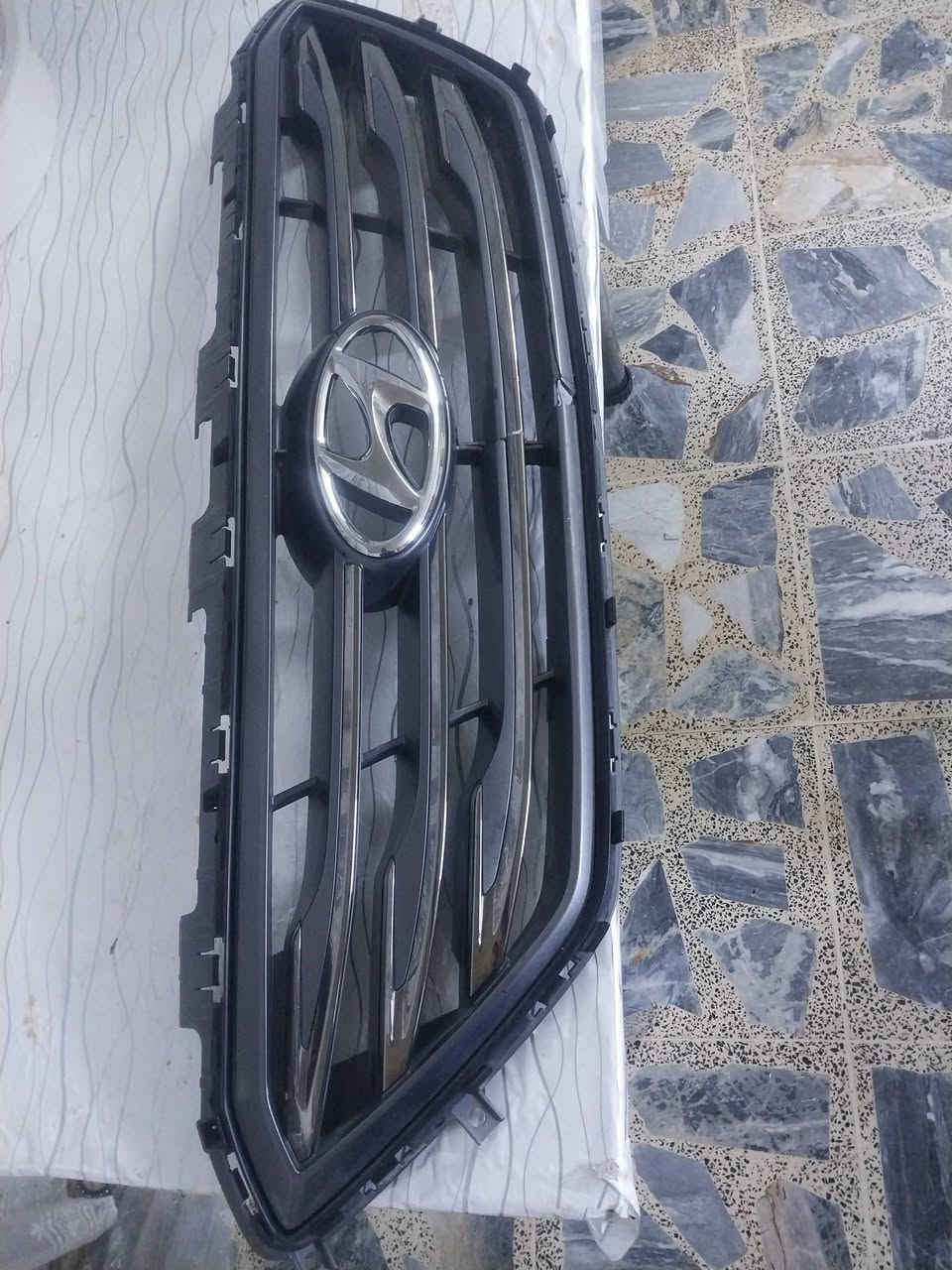 للبيع غراض هونداي سوناتا المعروض فقط مكاني بغداد للإستفسار ***********
