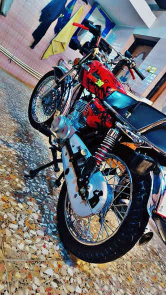 سلام عليكم دراجه ايرني للبيع 2025اوراق اصليه دراجه شوفت عينك ماشيه 8000الاف تجي تفحص وجيك وشوفها سعرها 750بيها مجال مكاني بغداد الامين الثانيه ***********بي واتساب
