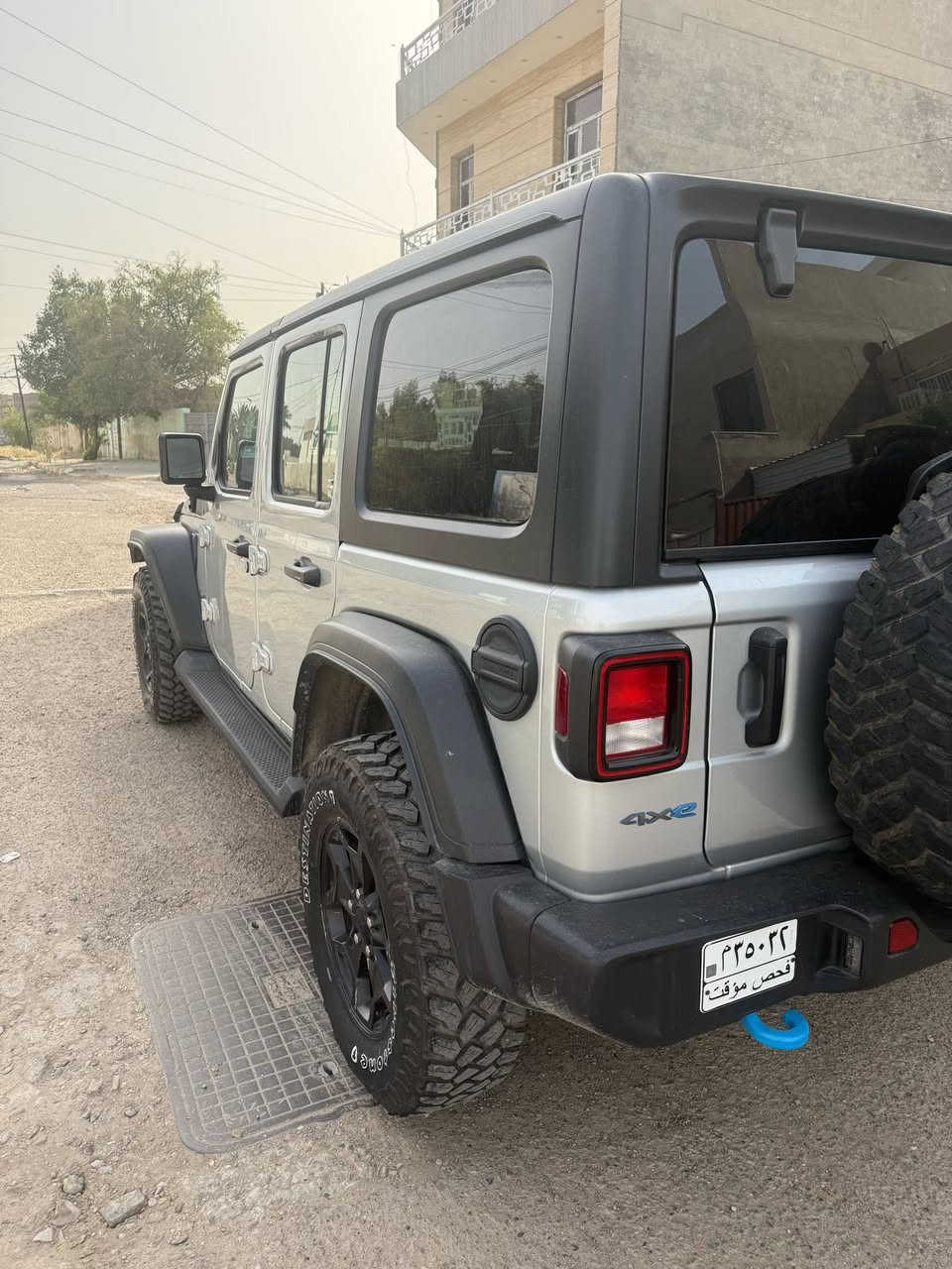 جيب رانكلر 4Xe 2023  وارد امريكي
تيربو + هايبرد + هجين شحن خارجي 
تJeep Wrangler 4Xe 2023 2.0L 4
حجم المكينه : 2000 تيربو + هايبرد + هجين شحن خارجي
المسافه المقطوعه : 23000 
المواصفات 
1.قماره تتفصخ اصير كشف
2.بصمه 
3.لوكير
4.كشافات 
6.شحن خارجي
7.بكلايت لد 
8. شاشه
9.دمام خلفي
10.لايتات زنون هايلوجين
11.كشنات جلد
تفاصيل اكثر هذا رقمي تحياتي 
مكاني بغداد***********
رقم بغداد بسمي رقمها حلو 
السعر 285💵وبيها مجال
