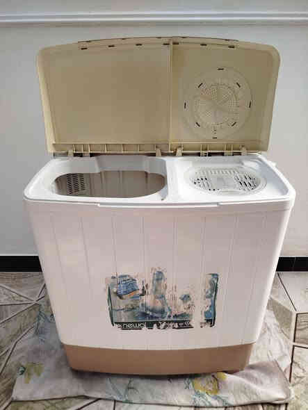 للبيع غساله حجم وصط جاهزه غسل وتنشيف موطوراته ابلاديه 
سعر 85 مكاني كربلاء حي العامل *********** واتساب وماسنجر موجود ***********
