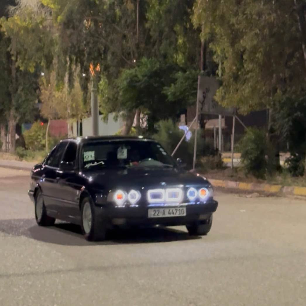 سلام عليكم 

أقره تفاصيل وخابرني وتدلل بدون مراوسه فقط بيع 
BMW525ai 📦✅
موديل 1993كير محرك اكسل بشرط تبريد❄️ويه سويج بنگه كهربائي راديتر جديد فول موصفات _اربع جامات كهربائي اوتو_ داخل صاج فورميكه _شاشه كاميره _دبل ايربك _سلايت _دكمه S/❄️شغال _بجم عريض _دعاميه M_ويل خليه_منضومه زينون عليها _رقم سنويه جديد لحد 2028شرط تحويل مكان سياره التون كوبري سعرها 78وبي مجال للطيبين 
*********** ديبيس, كركوك
