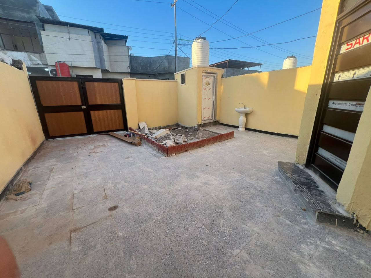 150متر شارع زين العابدين سعر68
ابي مجال ***********
