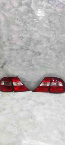 زوج بك لايت  سمند للبيع كرستال شكل المارسدس غواصه اخو الجديد كامل هو الكلوبات والفيش  والقاعدة الوسطيه اليصير عليها الرقم يعني تجيبها وتشدها راسا مكاني المنصور فرب ساحه اللقاء رقم *********** السعر 75.
