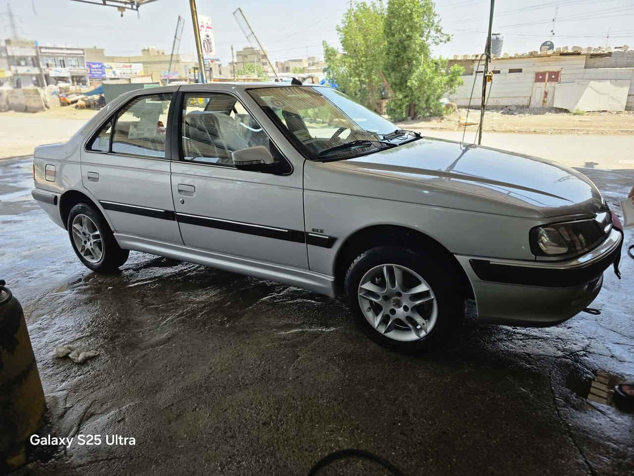 سلام عليكم
بارص 23بغداد حره
ماشيه 77 كفاله من الصبغ والتبديل والبارد 
سعر 76لستفسار ***********
