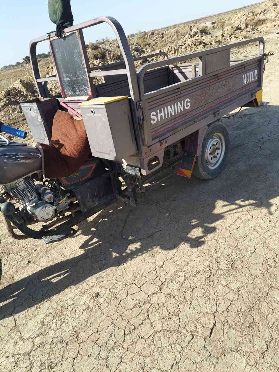 سلام عليكم ستوتة موديل 16 مكينة 2024ستوتة خير من الله أوراق بسمي مكان دوانية الحمزة الشرقي السعر مليون 350 وبيها مجال الرقم ***********
