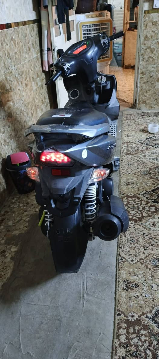 سلام عليكم درجة جي تي ار للبيع ومروس بريز سعر 950بيهة مجل ***********
