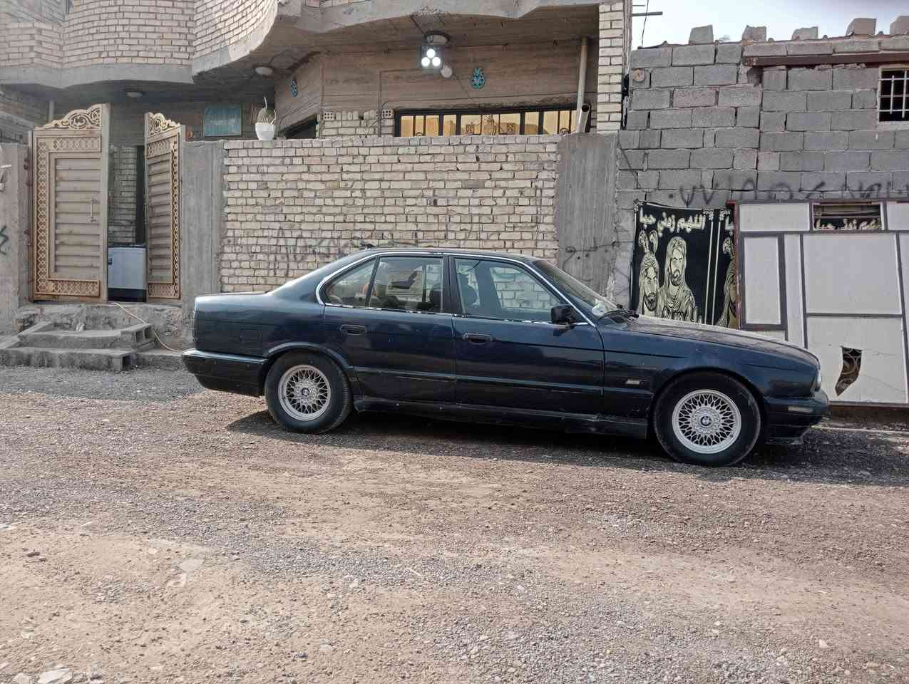 سياره بيم دبل يو موديل 92مسكر..سويه.بسمه.كير.عادي.سعر.45.رقم.الخاص.طسل.معنه.ونساب.رصيد.وتنفهم.ع سياره....رقم.مبيل***********
