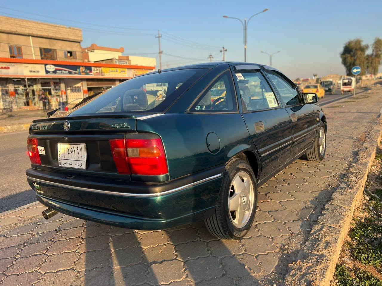 سلام عليكم سياره اوبل فكترا موديل 95 وارد الماني فول مواصفات بدون سلايت كير اوتوماتيك اربعه جامات كهربائي سنويا لحد 24 دفتر بنزين بيها سيارة بدون حادث بس جاملغ خلفي صبغ 4طايرات جديد قفل مركزي شرط تحويل ثاني يوم محرك 20 للصرف ولا بخار السعر 43 بي مجال بسيط شراي خابر ما اجاوب رساله عنوان كركوك رقم موبايل *********** كركوك, العراق
