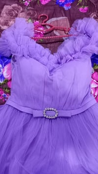 فساتين • مستخدمة مرة وحدة • توصيل لجميع المحافظات