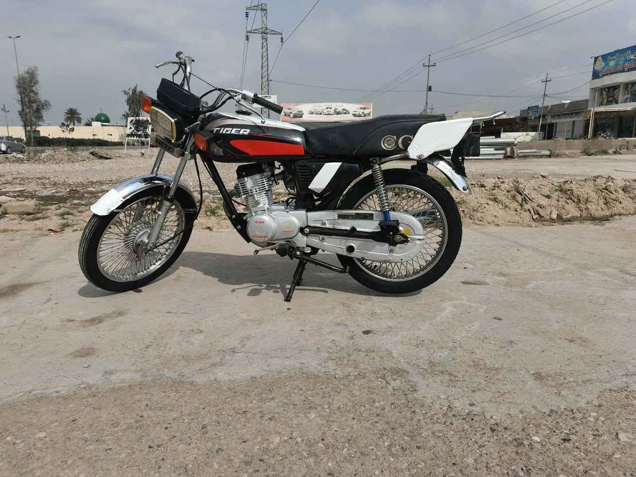 السلام عليكم ماطور اربعه كير تايجر موديل 20 شرط ما مفتوح السعر 300 وبمجال شيء قليل


**إذا كنت صاحب هذا الإعلان وتريد حذفه لأي سبب، رجاءا أرسل رسالة إلى الدعم الفني**