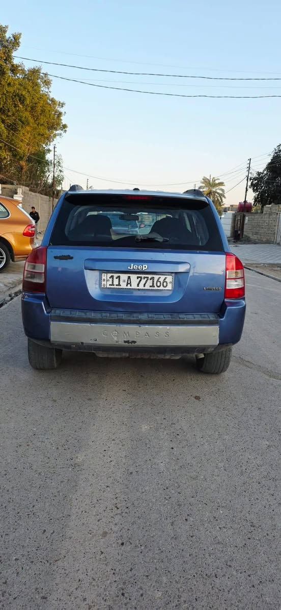 جيب  كومبارص  2008 ،،،،،،***********
رقم نكليزي بغداد مشروع وطني بأسمي 
وارد امريكي ضرر جدا بصيط 
جاملغ  امامي بدون دواخل
سنويه جديده بسمي
كير ومكينه مكفولات
 4,سلندر حجم 2400
تخم تاير نضيف 
فتحه سلايت روف
صبغ حزام جماليه بدون ضرار
مكاني بغداد مدينه الصدر سعر 68
رقم *********** بغداد, العراق
