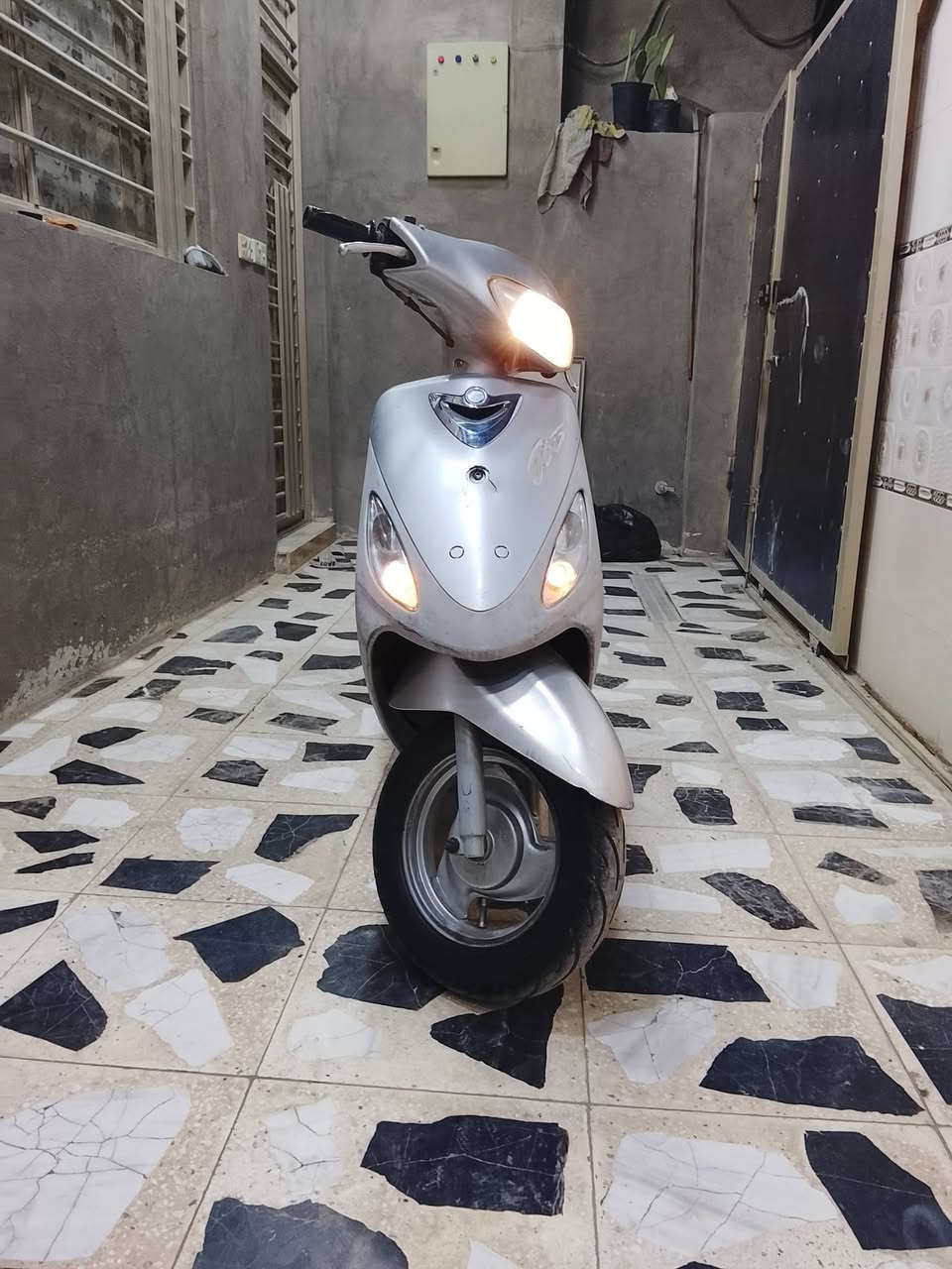 سلام عليكم دراجه ماكس منغولي بلاديه كفر ومكينه اصوليه وملحه تجي تكلب وتقتنع وتتوكل السعر 650مكان بغداد الحبيبيه ه‍ ***********
