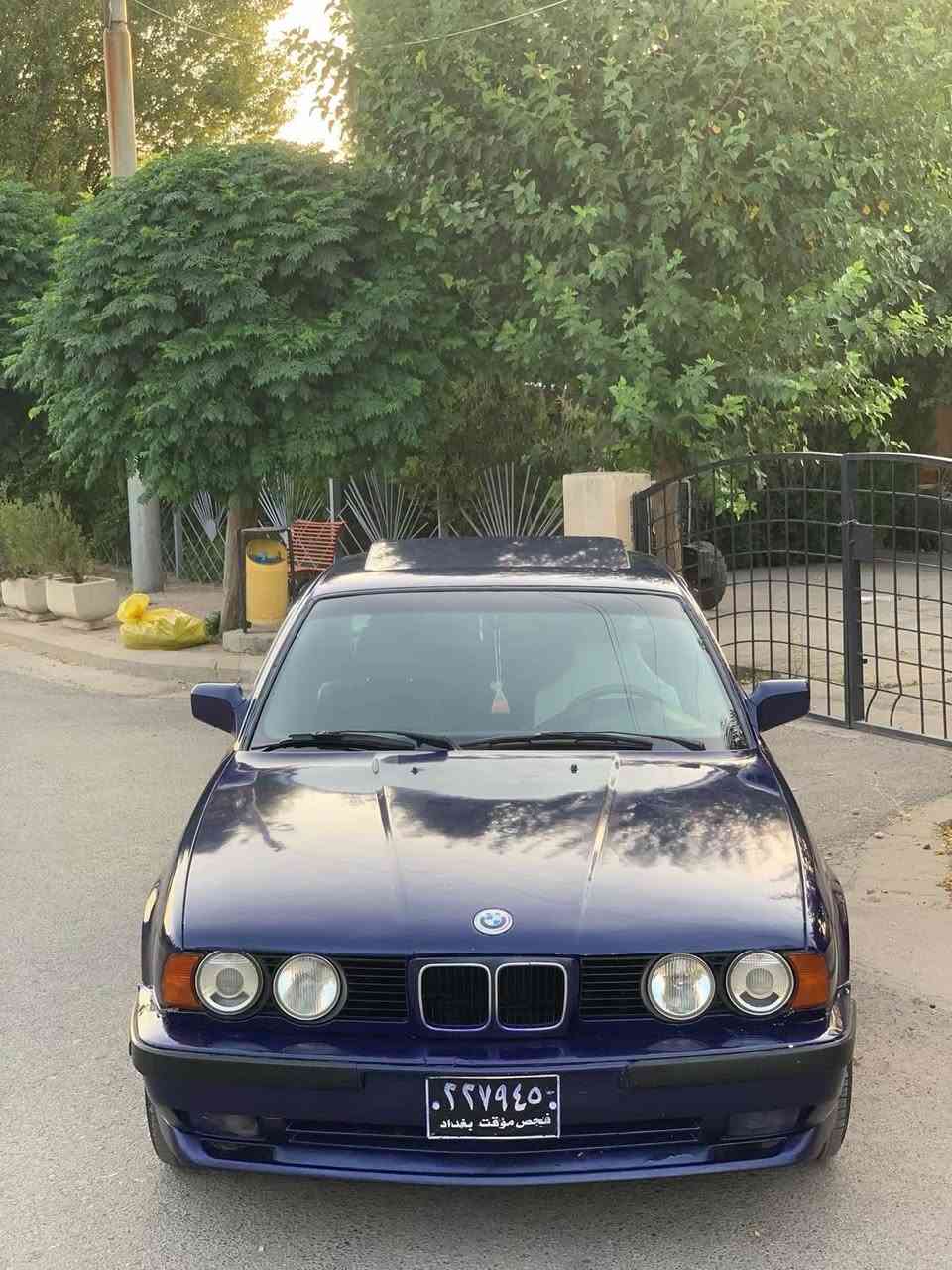 BMW 525i 1991
مەکینەی دەبڵ دیجیتاڵ
گێرو مەکینە بەشەرت
گیر حادیە
بوخار دوکەڵی نیە
ئەو جڵد
فۆرمیکا
سڵایت
تەبرید
پەردە بیلاە
بێ دەعم لێدراو
جەکوشی پێوەنیە
ئارم پلاستیکەیی سلێمانیە
بەشەرتی ئەولیات بەناو کردن
گۆرینەوەشمان هەیە بە سەیارەی بەرەقەم لەسەر دڵ گرتن

شوین سلێمانیی
0770 9344016 السليمانية, العراق
